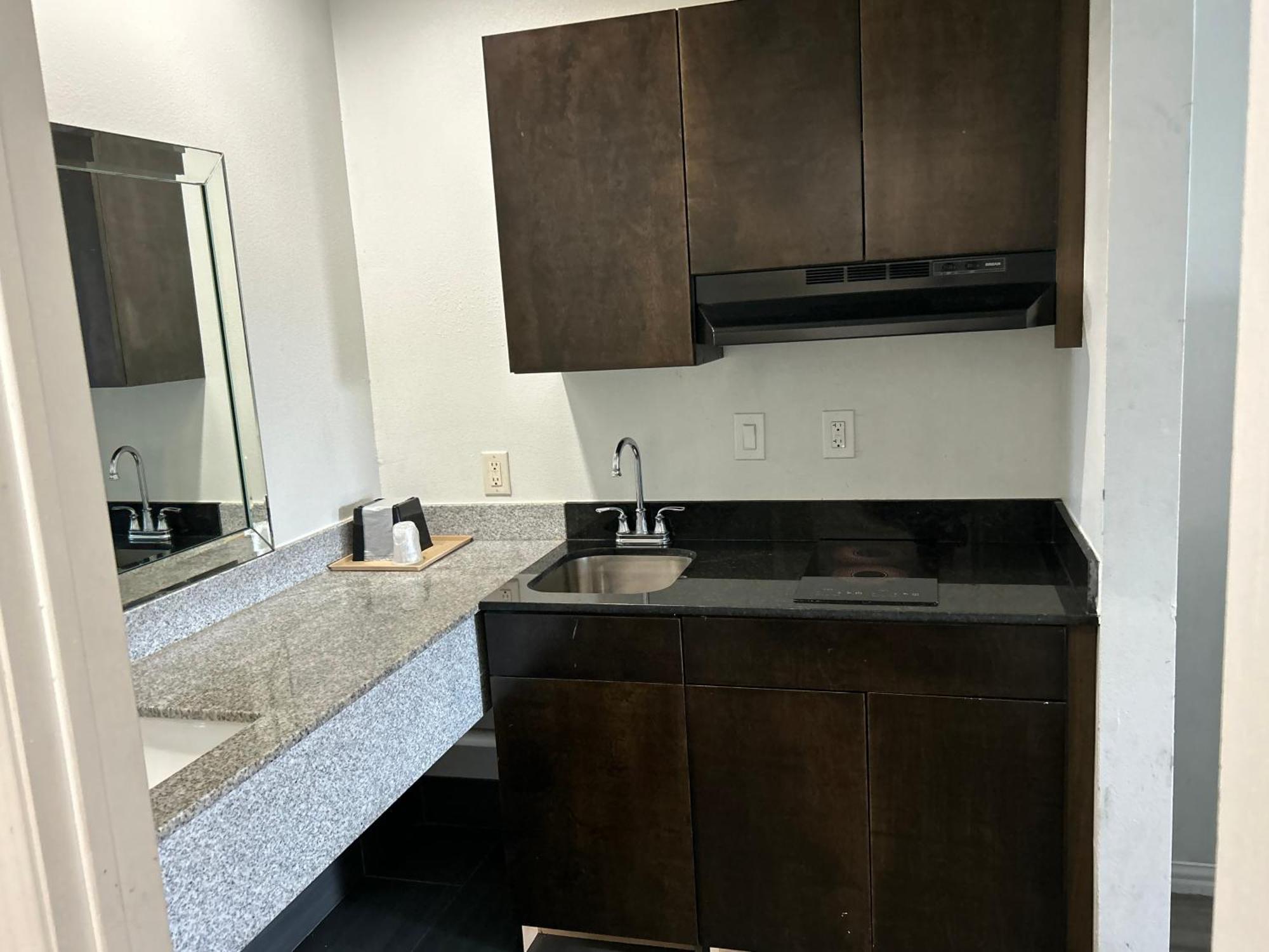 Regency Inn & Suites Houston Extérieur photo